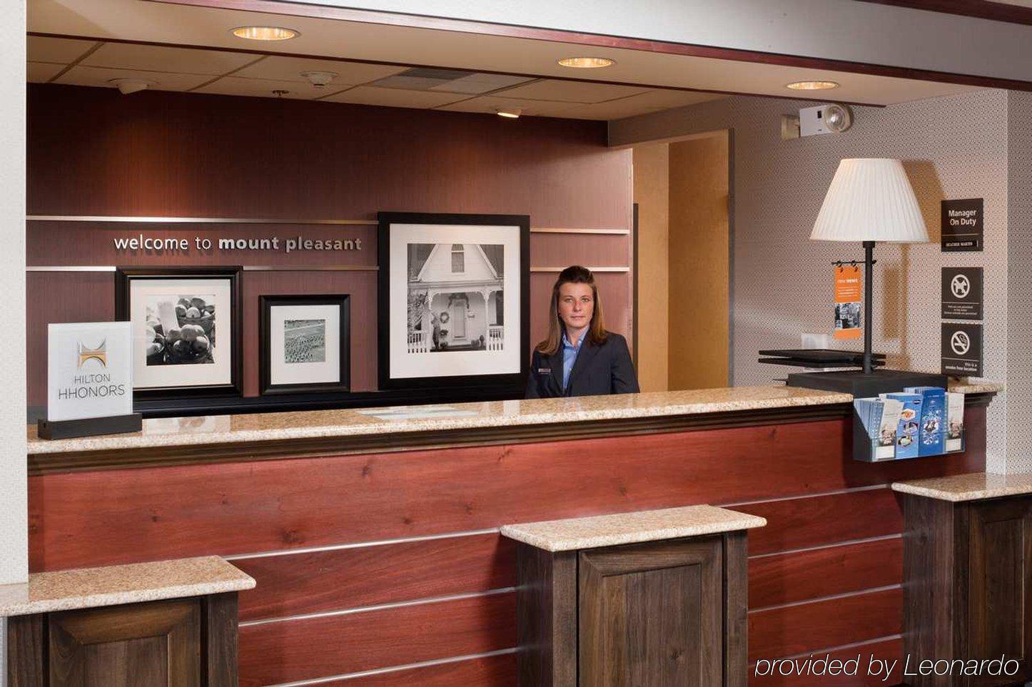 Hampton Inn Mount Pleasant Exteriör bild