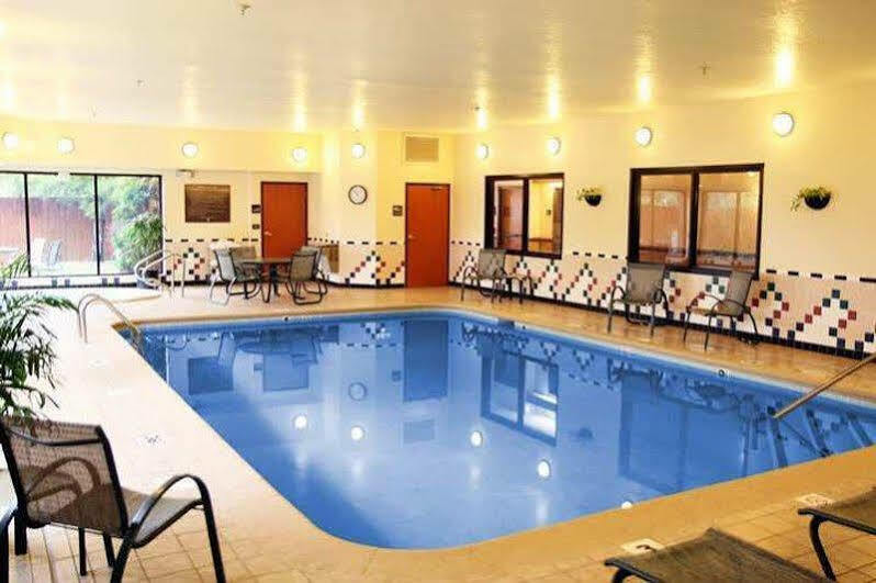 Hampton Inn Mount Pleasant Exteriör bild